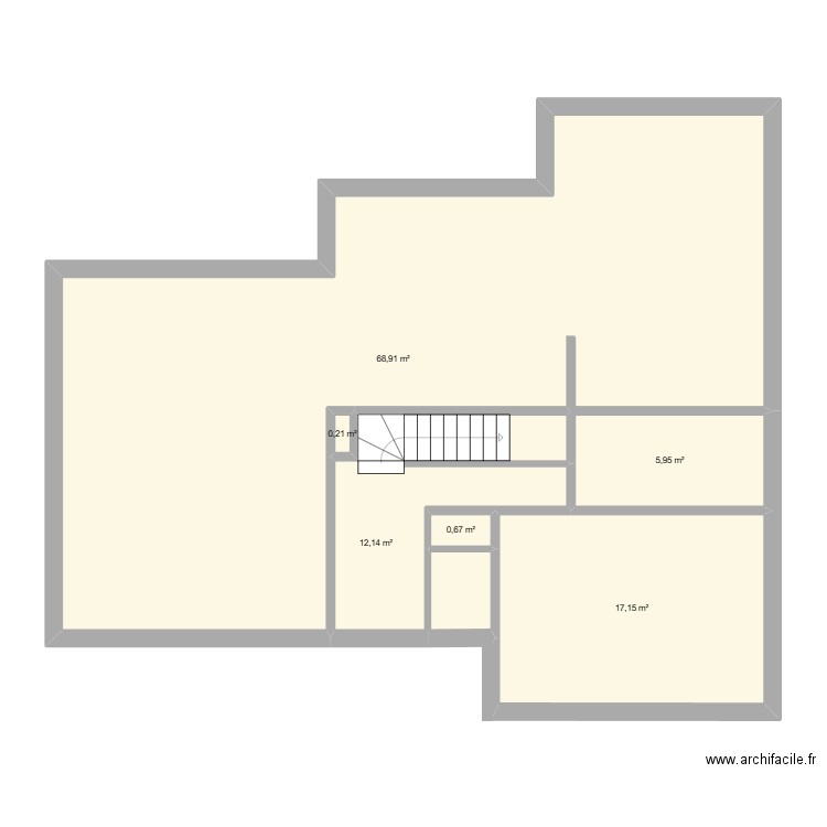 TFE. Plan de 6 pièces et 105 m2