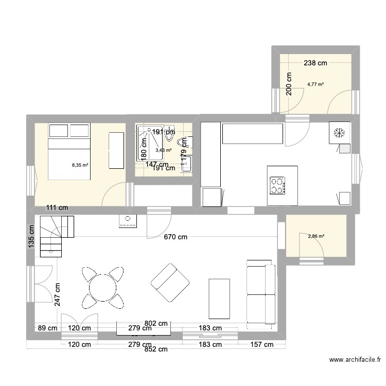 étage principal meublé. Plan de 4 pièces et 19 m2