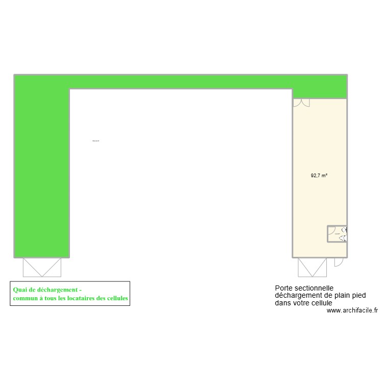 Cellule RDC 93m2. Plan de 3 pièces et 256 m2