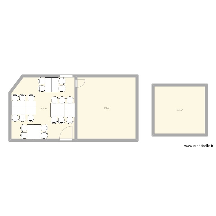 Salles informatiques EPS. Plan de 3 pièces et 103 m2