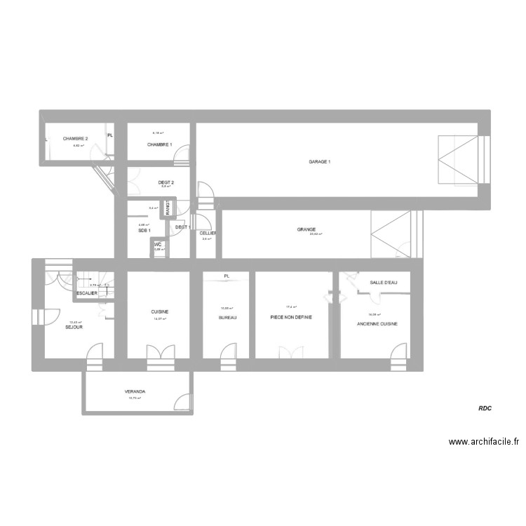 RDC ANTEUIL. Plan de 15 pièces et 136 m2