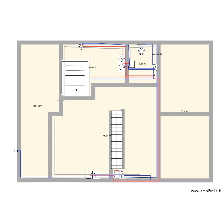 etage. Plan de 5 pièces et 130 m2