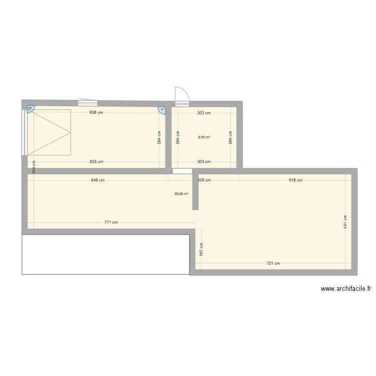 maison. Plan de 2 pièces et 78 m2