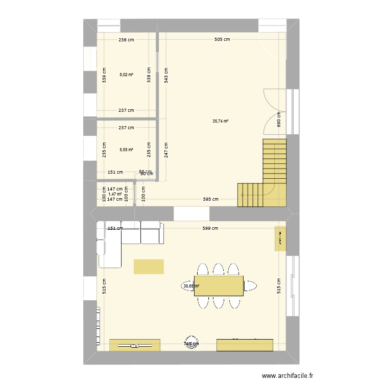 Maison. Plan de 5 pièces et 89 m2