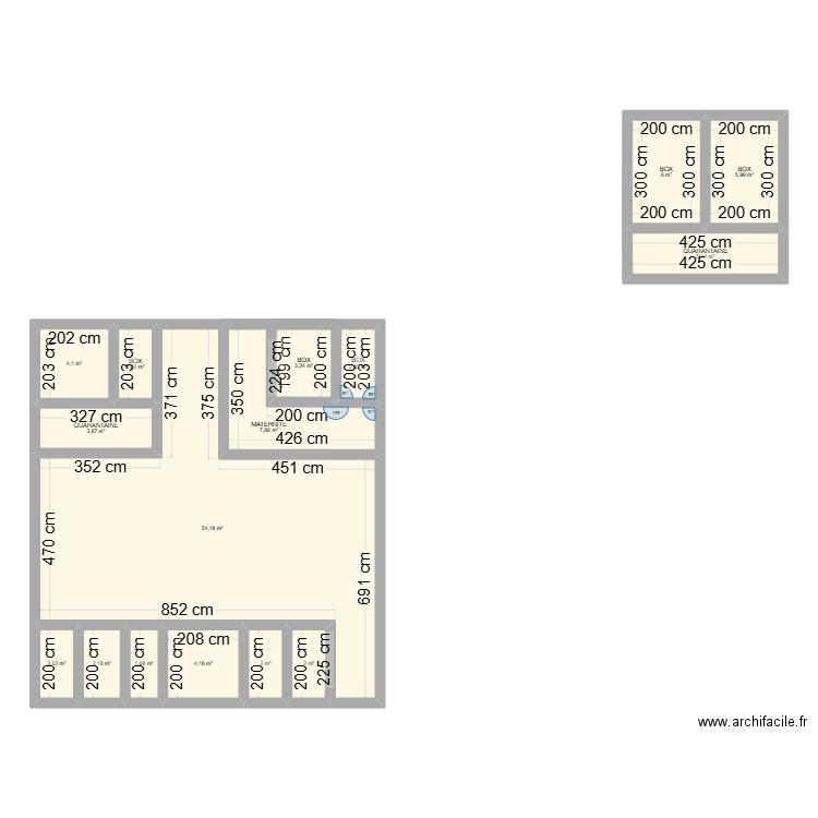 elevage. Plan de 16 pièces et 109 m2