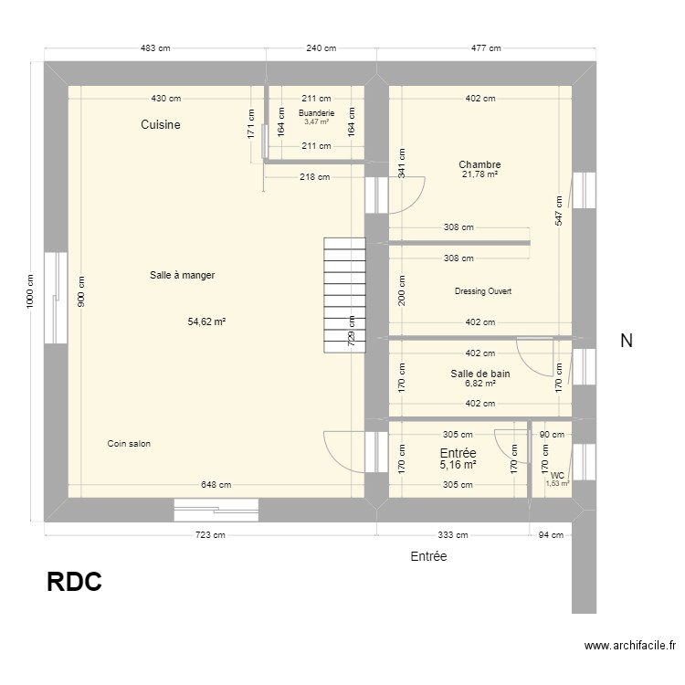 Interieur RDC. Plan de 6 pièces et 93 m2