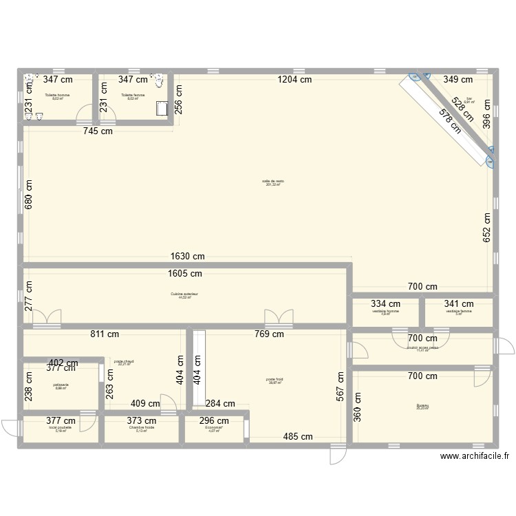 RESTO. Plan de 15 pièces et 400 m2