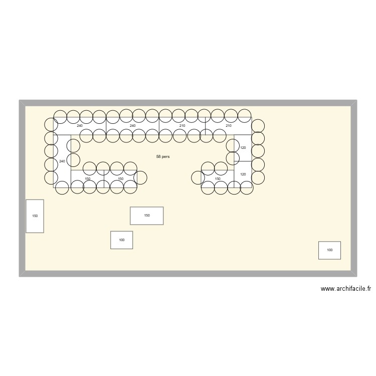 Table pour Noel. Plan de 1 pièce et 111 m2