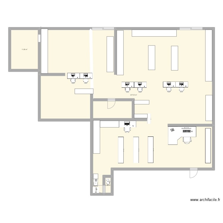 pharmacie . Plan de 3 pièces et 240 m2