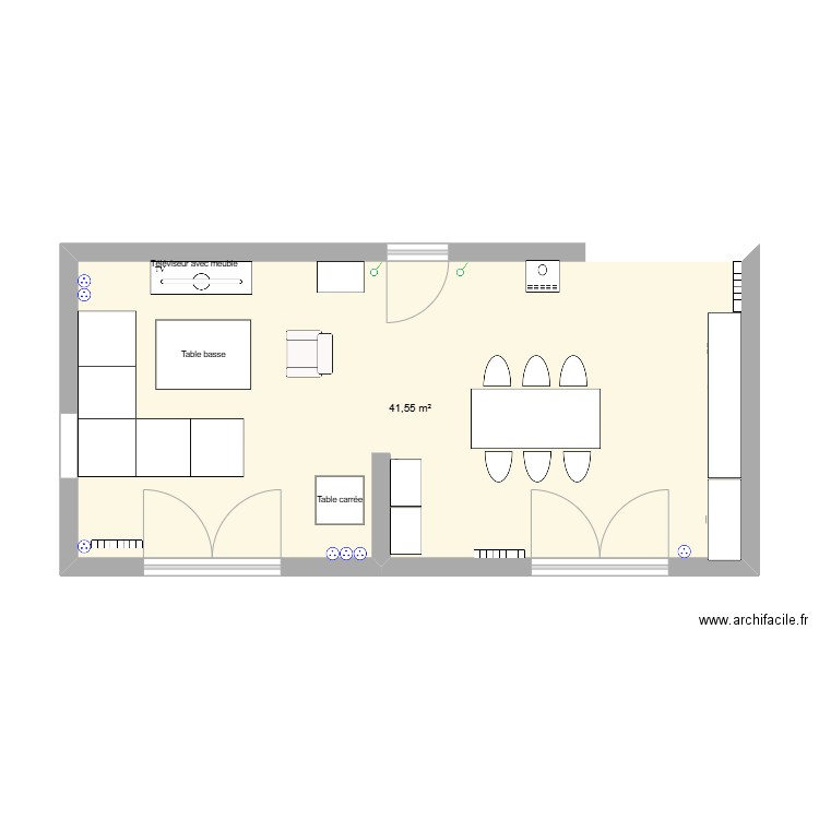 Salon Erktop sous fenêtre. Plan de 1 pièce et 42 m2