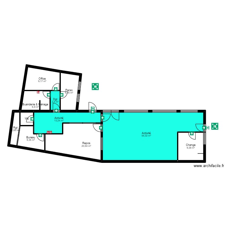 94CM17S projet evac. Plan de 11 pièces et 136 m2