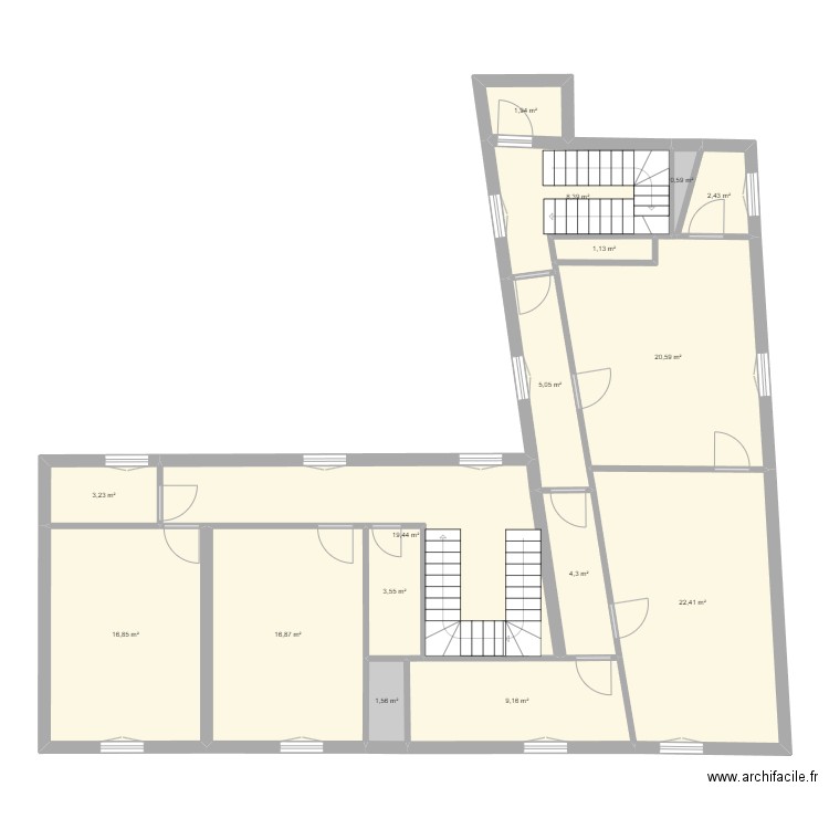 Plan existant 1er CDL. Plan de 16 pièces et 137 m2