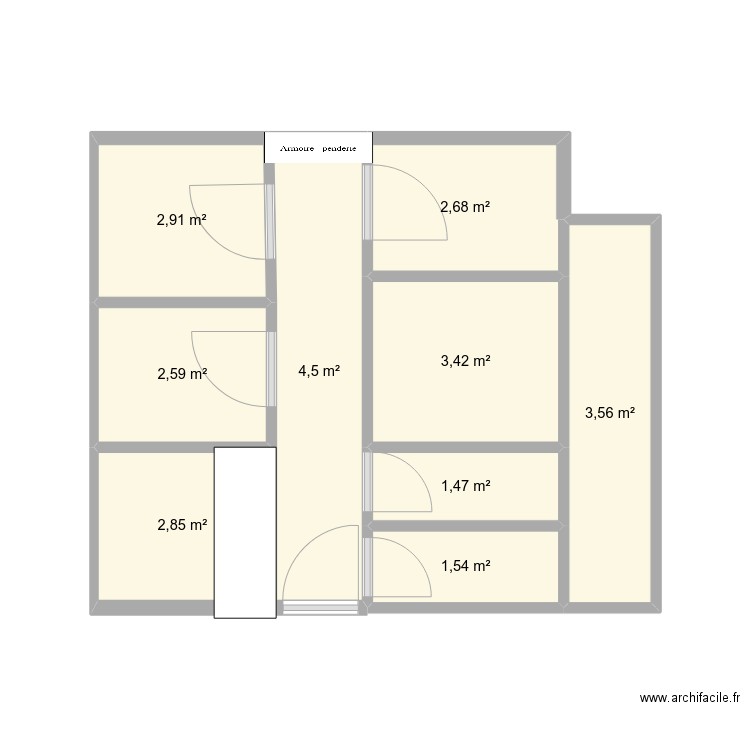 MAISON. Plan de 9 pièces et 26 m2