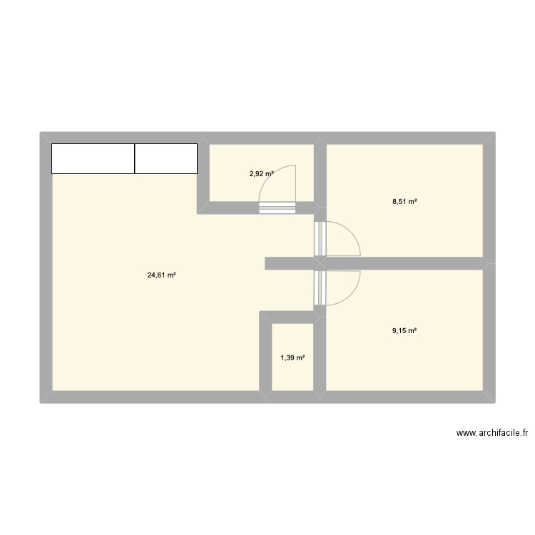 contournais. Plan de 5 pièces et 47 m2