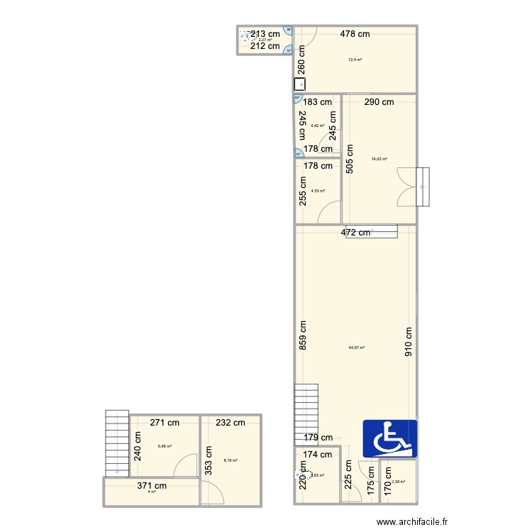 Boutique Panier. Plan de 11 pièces et 108 m2