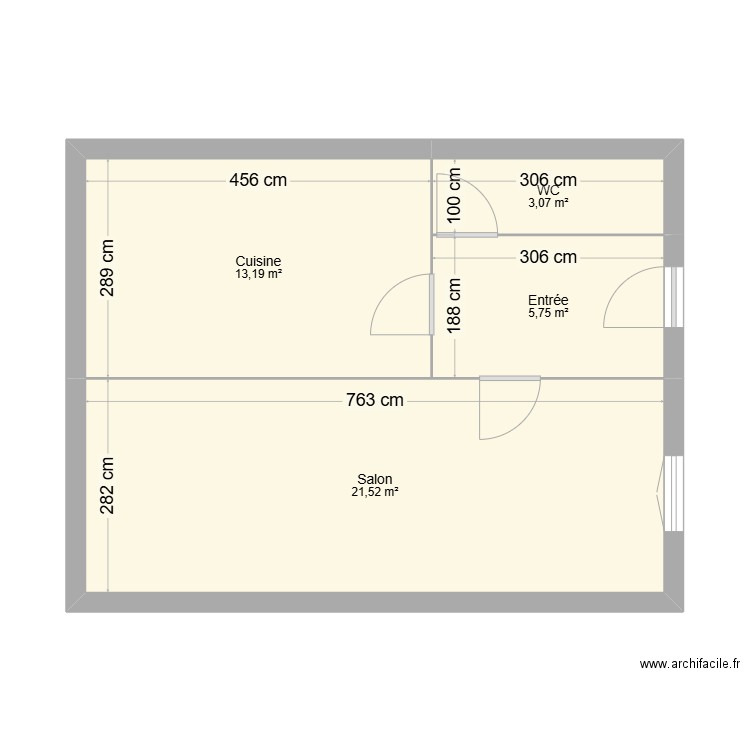 MADA. Plan de 4 pièces et 44 m2