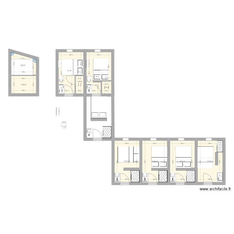 mok. Plan de 10 pièces et 74 m2