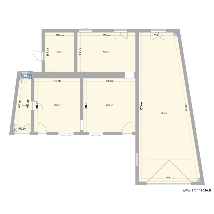 maison . Plan de 6 pièces et 142 m2