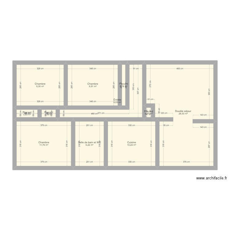 saint bonnet. Plan de 11 pièces et 84 m2