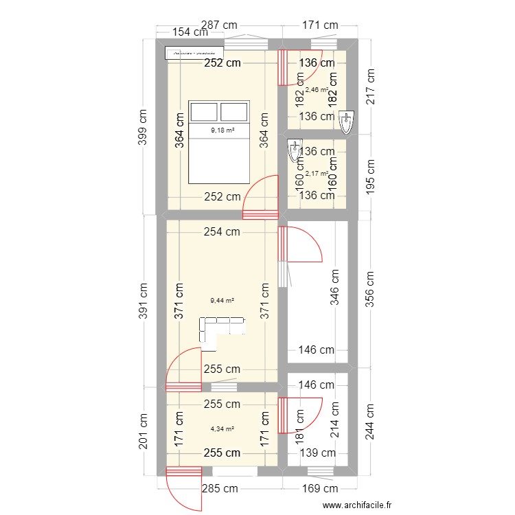 SIKENSI. Plan de 5 pièces et 28 m2