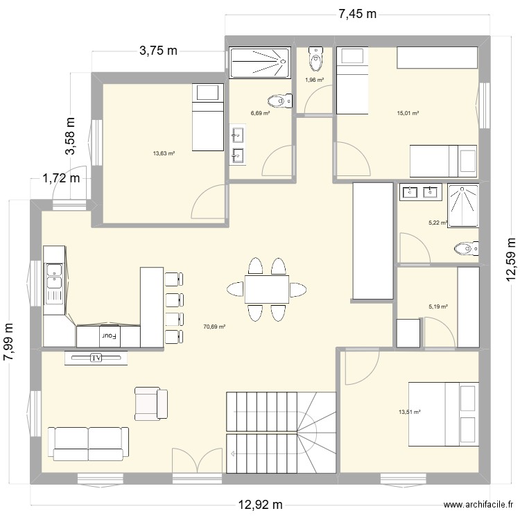 MAISON 2025. Plan de 8 pièces et 132 m2