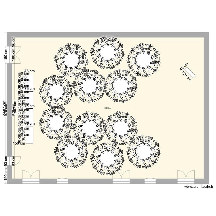 Mariage. Plan de 1 pièce et 300 m2