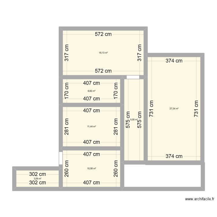 Cuisine college. Plan de 7 pièces et 86 m2