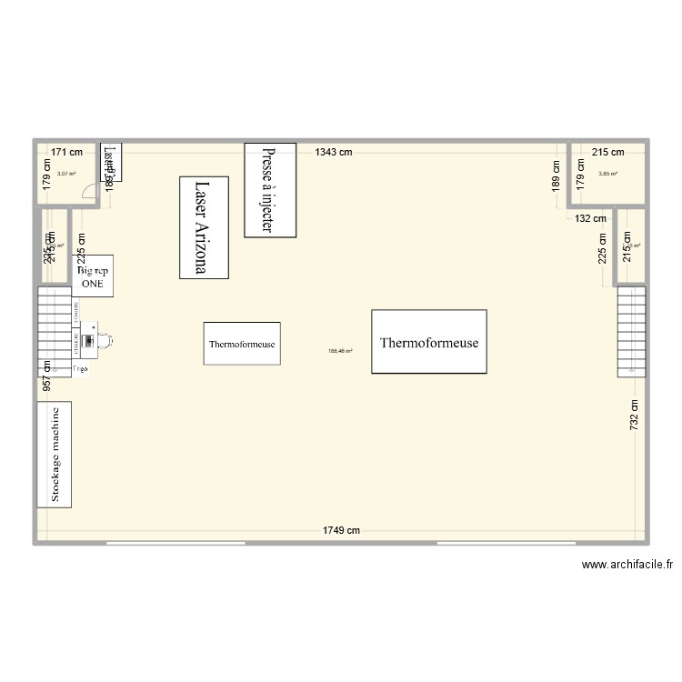 Schéma atelier. Plan de 5 pièces et 199 m2