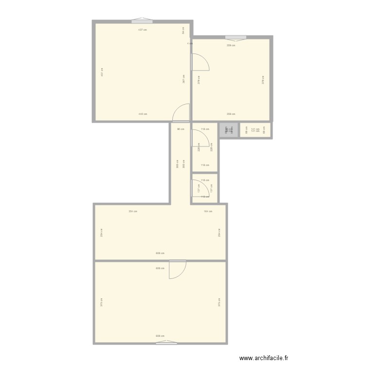 billaudel. Plan de 8 pièces et 81 m2