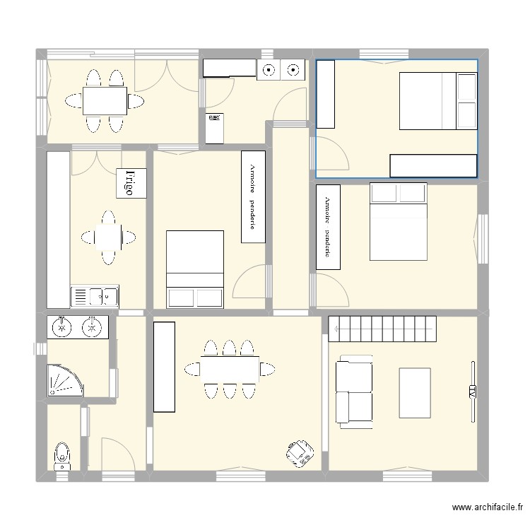 POGGIOLI. Plan de 11 pièces et 96 m2