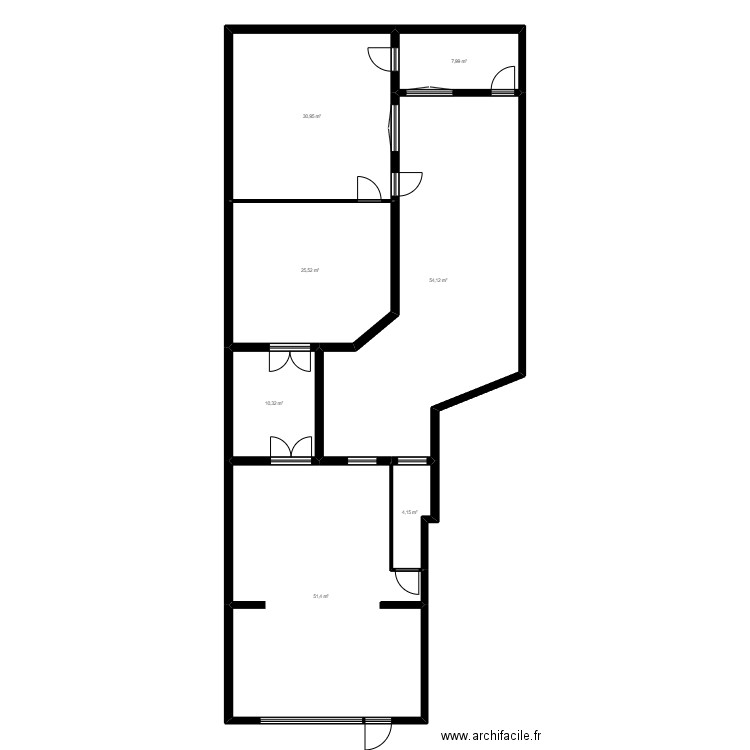 94I28C Existant. Plan de 7 pièces et 184 m2