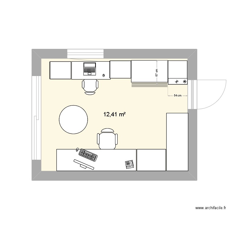 Petit garage. Plan de 1 pièce et 12 m2