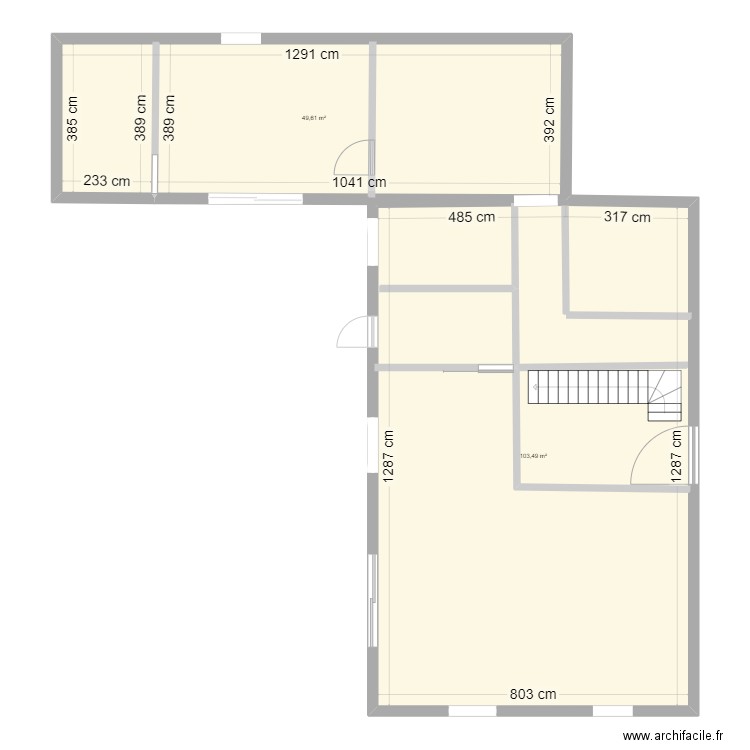 Vedrin 1. Plan de 2 pièces et 153 m2