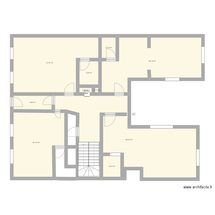 rdc 109. Plan de 10 pièces et 137 m2