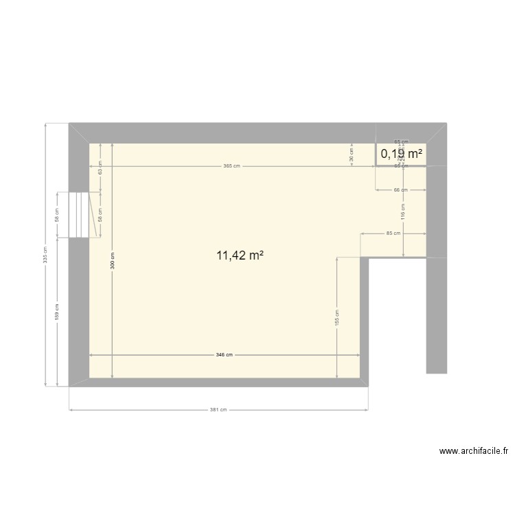 mazet mezzanine. Plan de 2 pièces et 12 m2