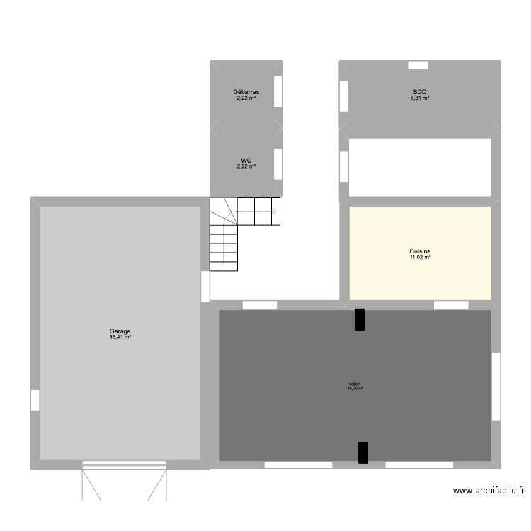 Tati RDC. Plan de 6 pièces et 88 m2