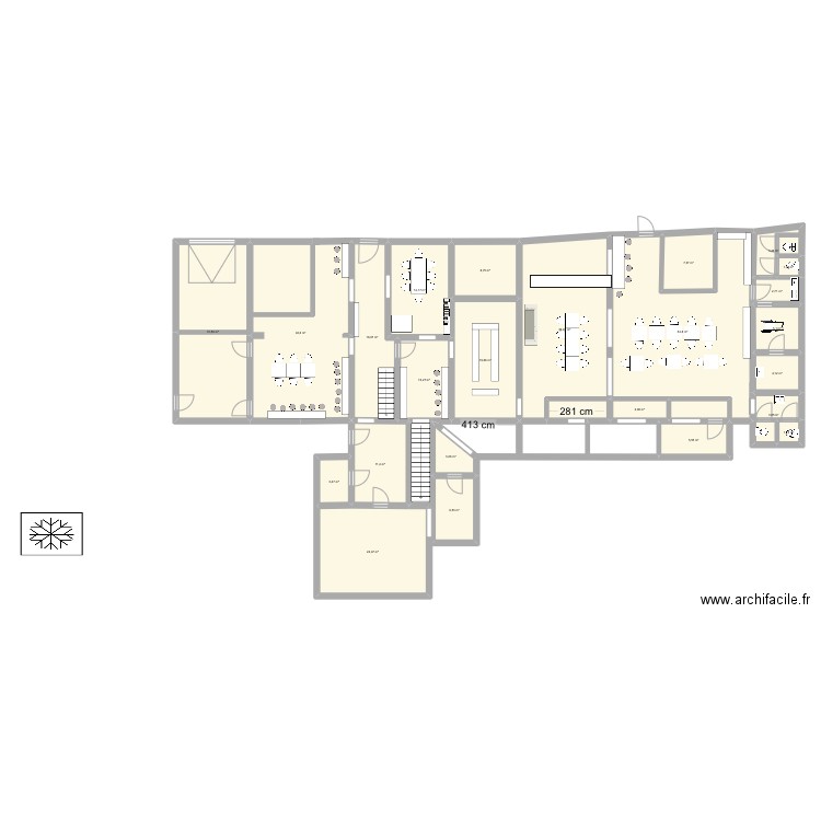 Auberge. Plan de 24 pièces et 325 m2