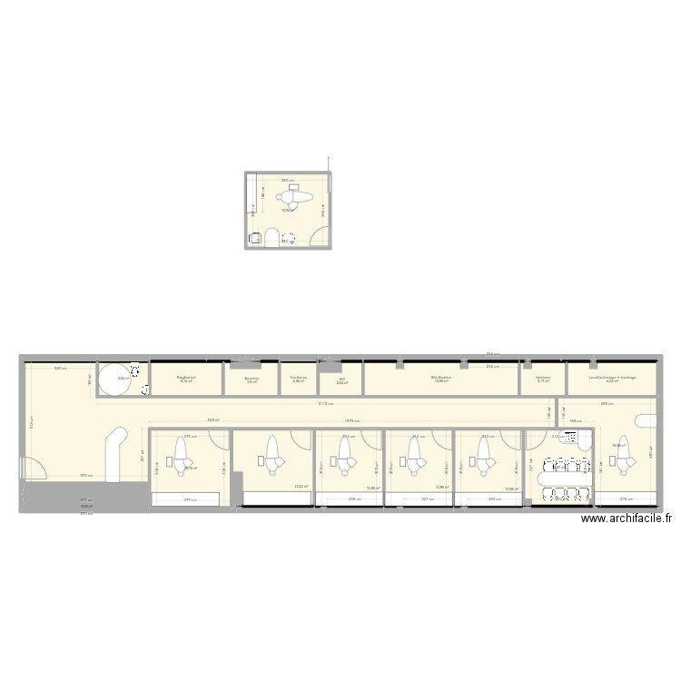 Plan version 2 6 salles soins. Plan de 41 pièces et 191 m2