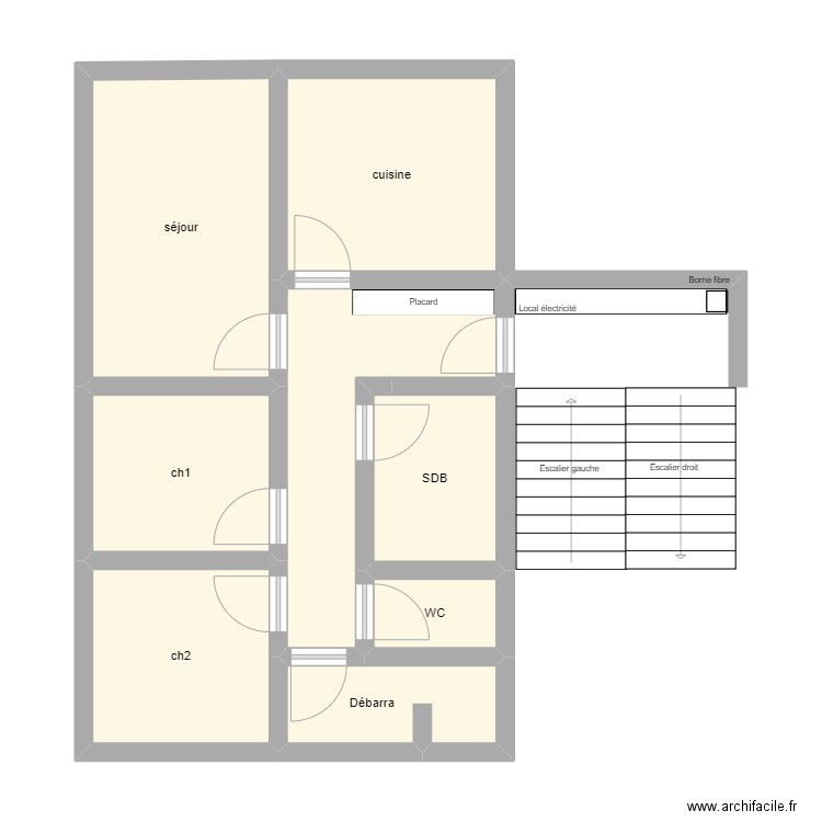 test. Plan de 8 pièces et 48 m2