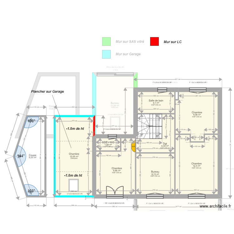 ML24008688 . Plan de 24 pièces et 180 m2