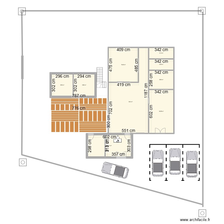 plan Cab numéro 2. Plan de 9 pièces et 140 m2