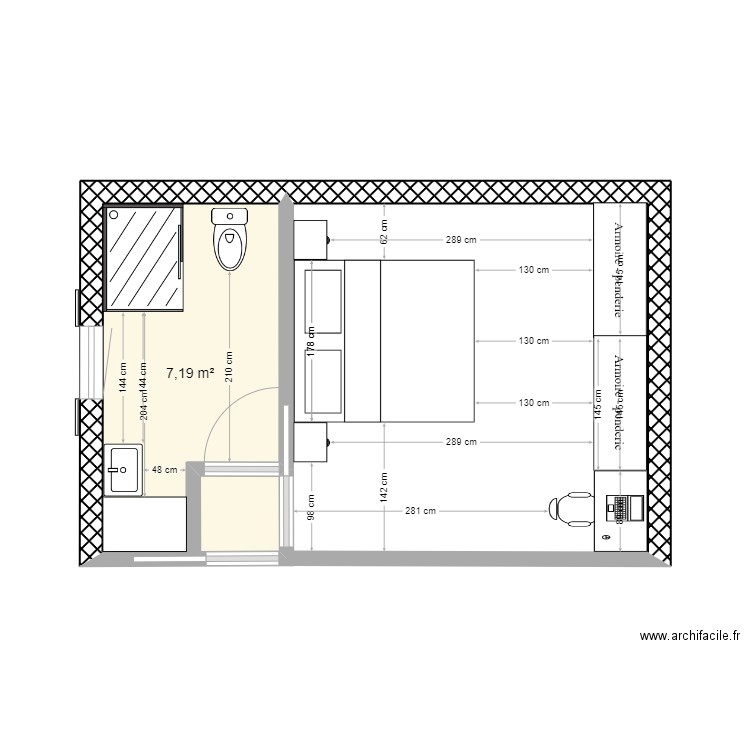 salle de bain/chambre nailhac. Plan de 1 pièce et 7 m2