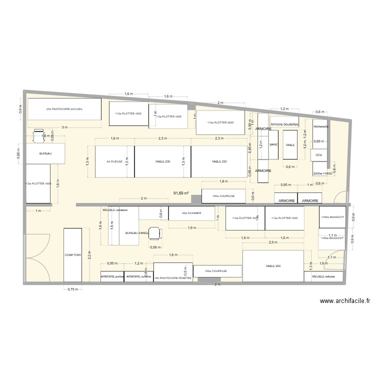 HELIO-Marins V2. Plan de 1 pièce et 92 m2