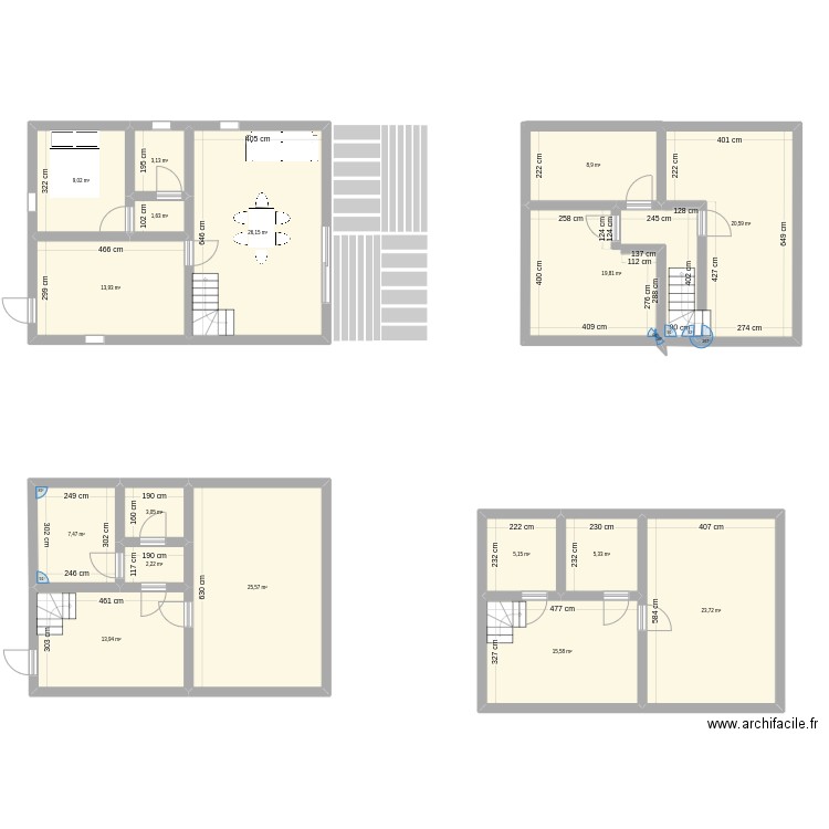 Maison. Plan de 17 pièces et 205 m2