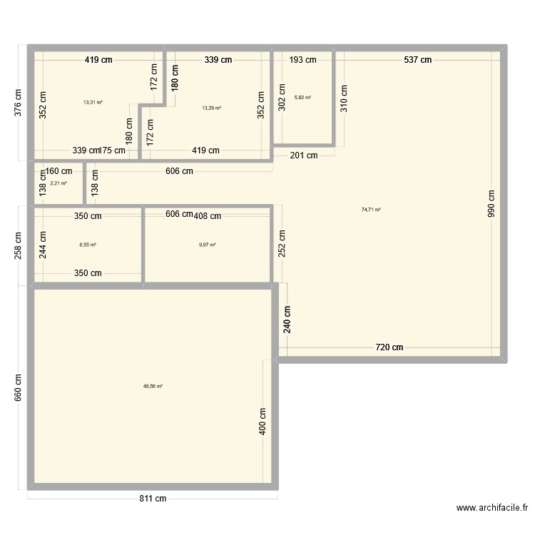 maison plan. Plan de 8 pièces et 176 m2