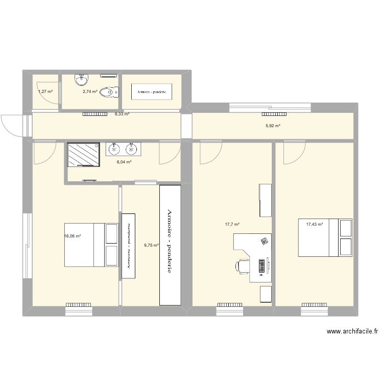 Aggrandissement. Plan de 9 pièces et 85 m2