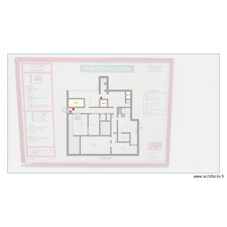 slc. Plan de 3 pièces et 4 m2