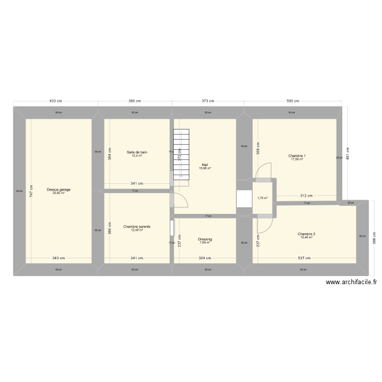 Cadastre étage. Plan de 8 pièces et 108 m2