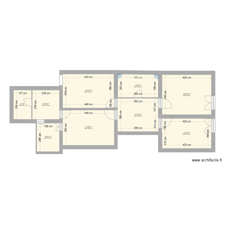 Via Corazza. Plan de 9 pièces et 84 m2