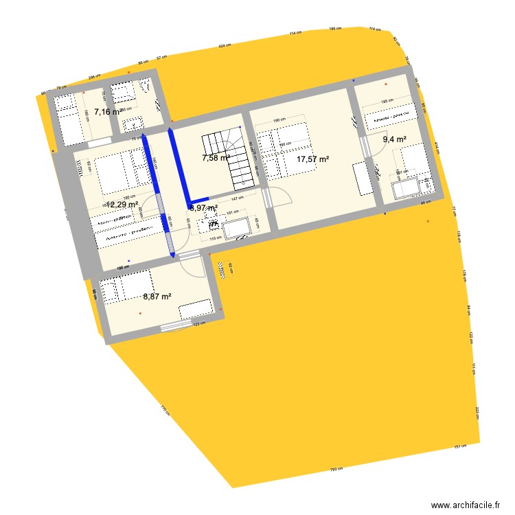 PRIEUX intérieur 1ER 4. Plan de 7 pièces et 72 m2